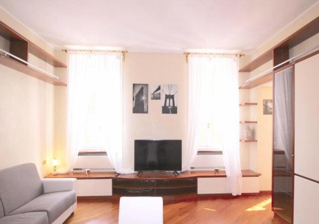 Trevi Nice Holiday - Luxury Apartment Рим Екстер'єр фото