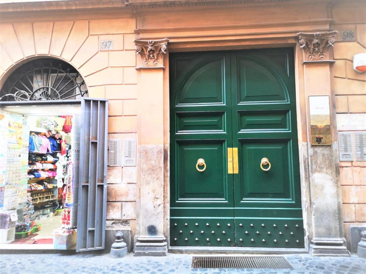 Trevi Nice Holiday - Luxury Apartment Рим Екстер'єр фото